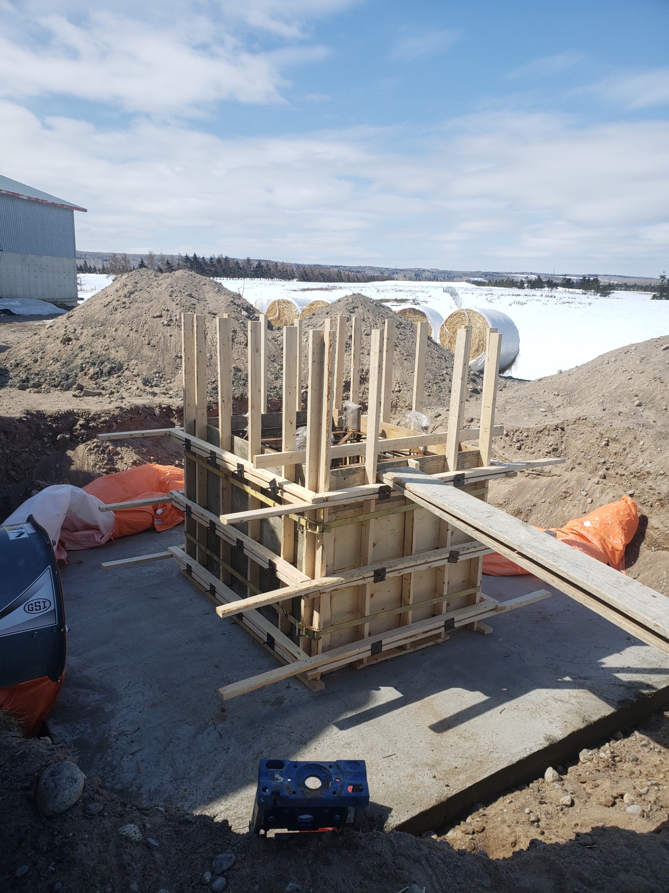 Armature de dalle de béton pour fondation agricole
